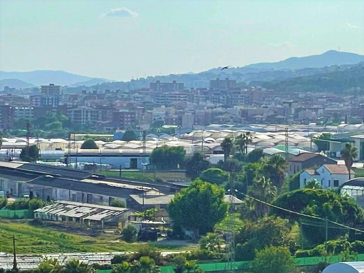 Apartamento Con Piscina Y Gran Terraza Con Vistas - Muy Cerca De La Playa, El Centro Y La Estacion Apartment Vilassar De Mar Exterior photo